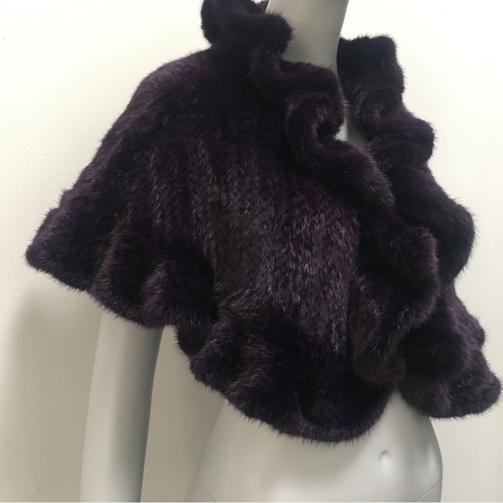 Purple Fur Shall / Cape